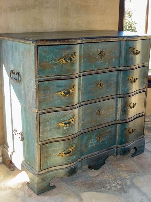 Stockholm Blue Trunk- Page 4